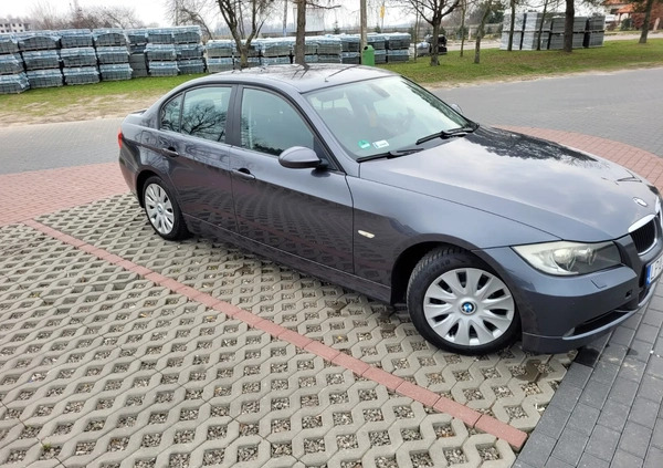 BMW Seria 3 cena 18500 przebieg: 266000, rok produkcji 2005 z Syców małe 37